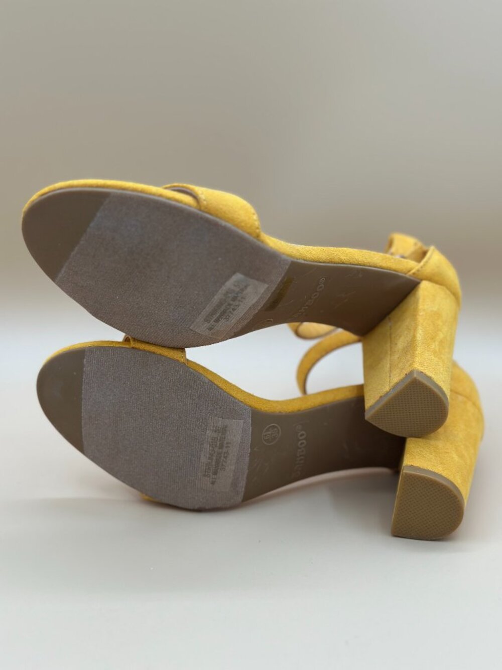 Bamboo Mustard Yellow Block Heel Sandals Ankle Strap Heels Women’s Size 5.5 - Picture 5 of 5